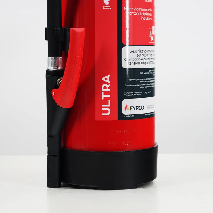 product_schuimbrandblusser_fluorvrij_6l_ultra_zijkant_close-up.webp